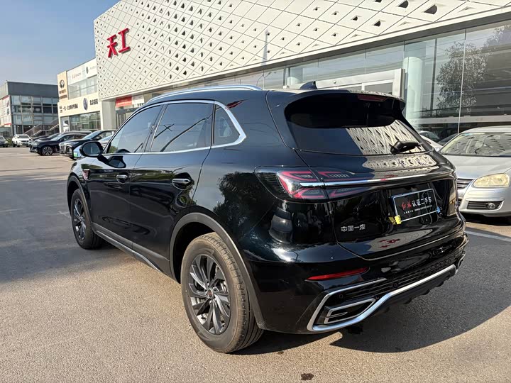 صورة 3 - Hongqi HS5