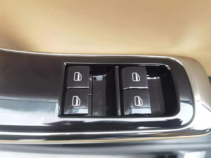 Leapmotor C01 2024 2024款 增程 316尊享版