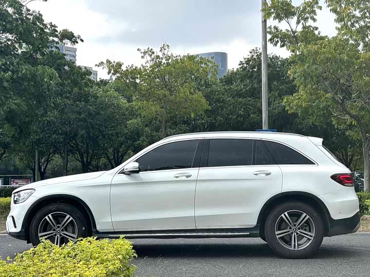 Zdjęcie 3 - Mercedes-Benz GLC-Class