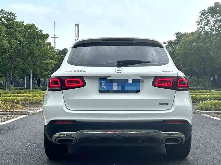 Zdjęcie 4 - Mercedes-Benz GLC-Class