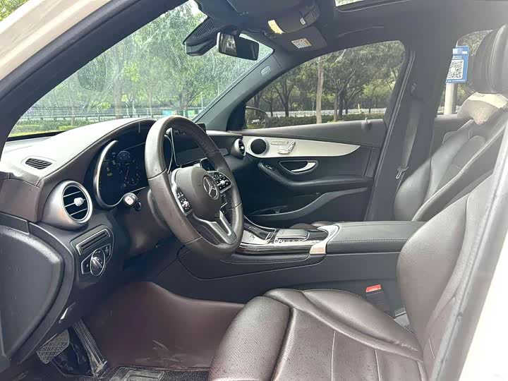 Zdjęcie 7 - Mercedes-Benz GLC-Class