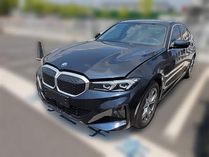 Фото 3 - BMW i3