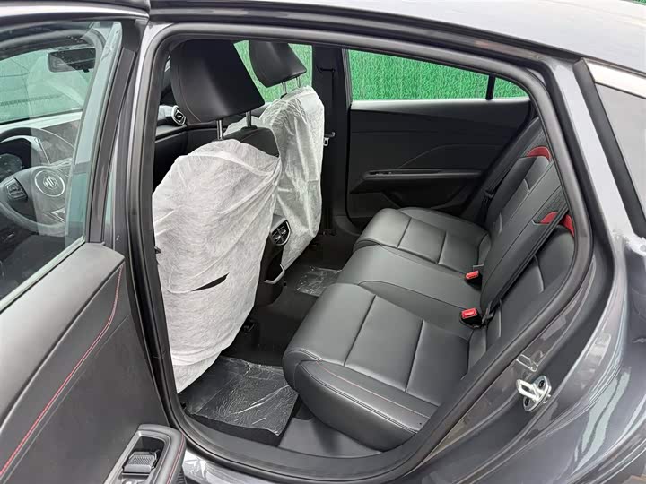 MG Motor 5 2026 2026款 180DVVT 全球豪华版