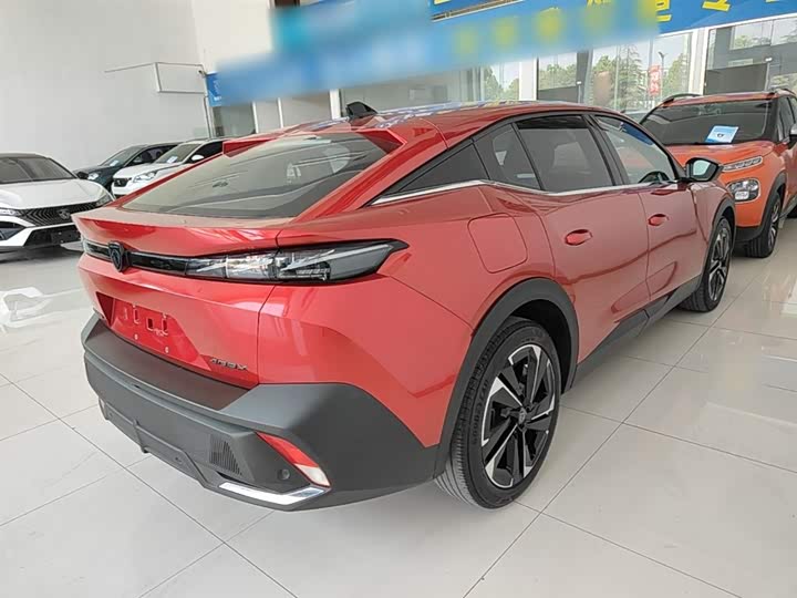 Фото 7 - Peugeot 408X