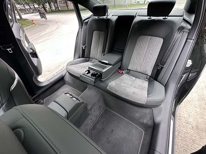 Audi A6L 2024 2024款 40 TFSI 豪华动感型