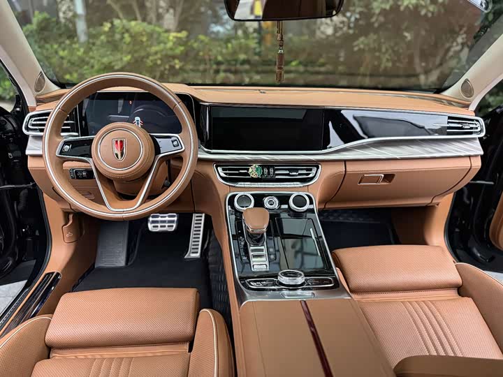 Фото 7 - Hongqi H9