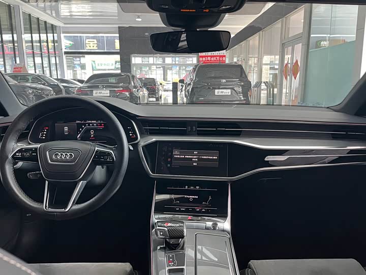 Фото 8 - Audi A6L
