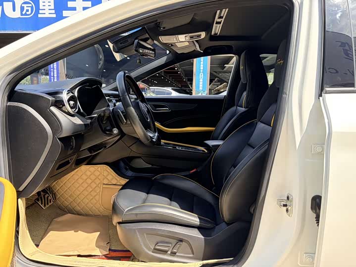 MG Motor 6 Hybrid 2020 2020款 1.5T 混动Trophy旗舰版