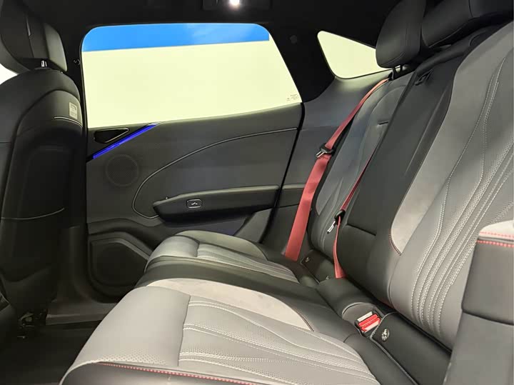 Zeekr 007 GT 2025 2025款 长续航后驱智驾版 100kWh