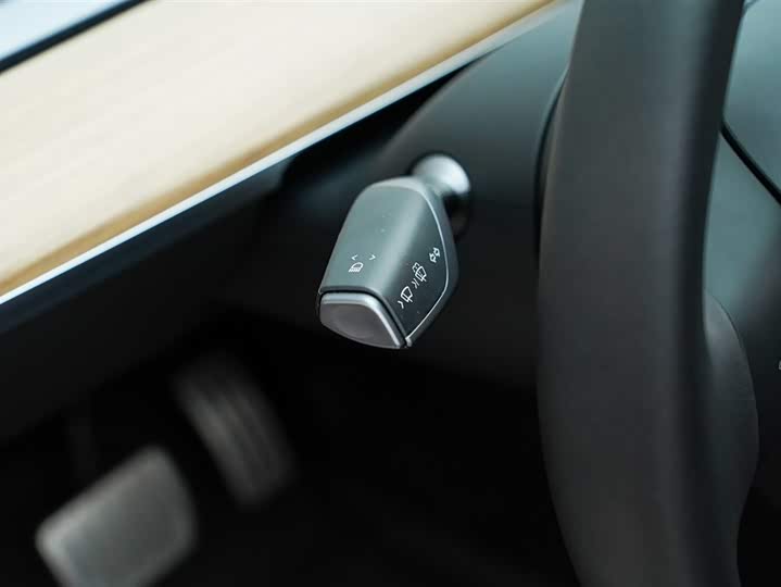 صورة 7 - Tesla Model Y