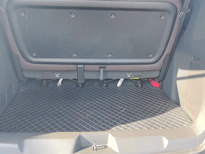 Photo 4 - Buick GL8 ES