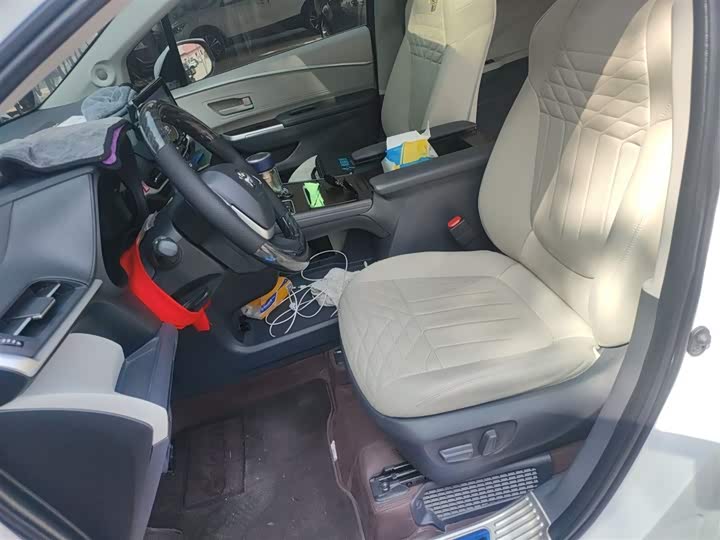 Фото 8 - Toyota Sienna