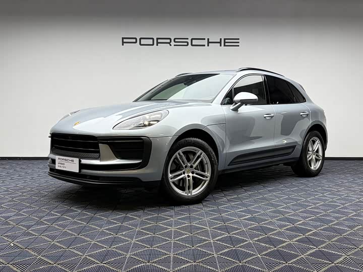 Photo 1 - Porsche Macan