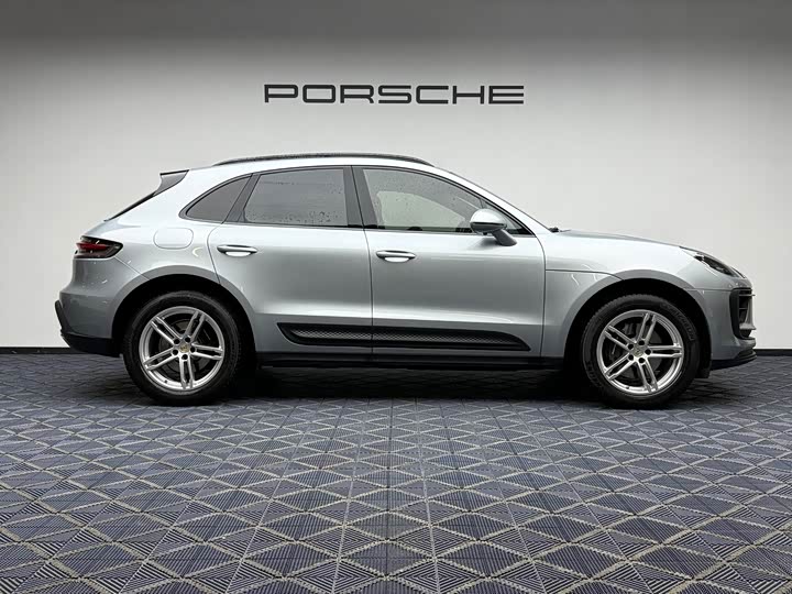 Photo 5 - Porsche Macan