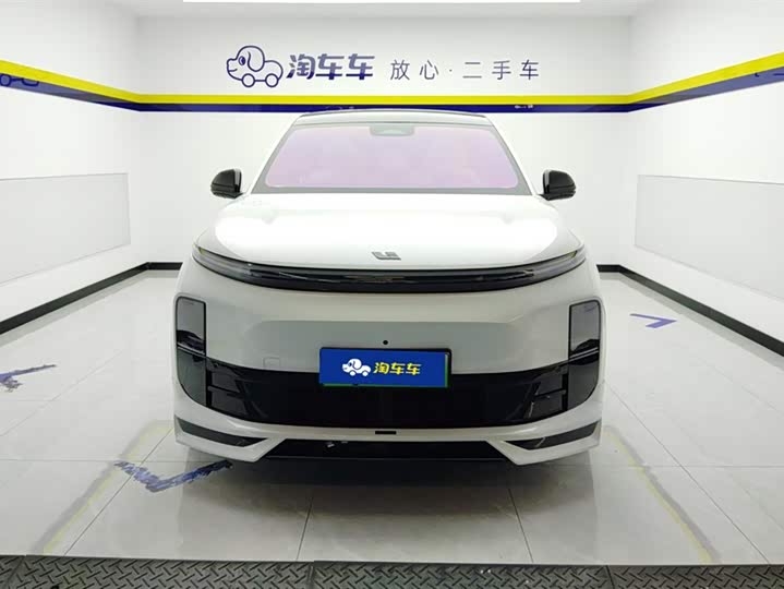 Photo 2 - LiXiang L6