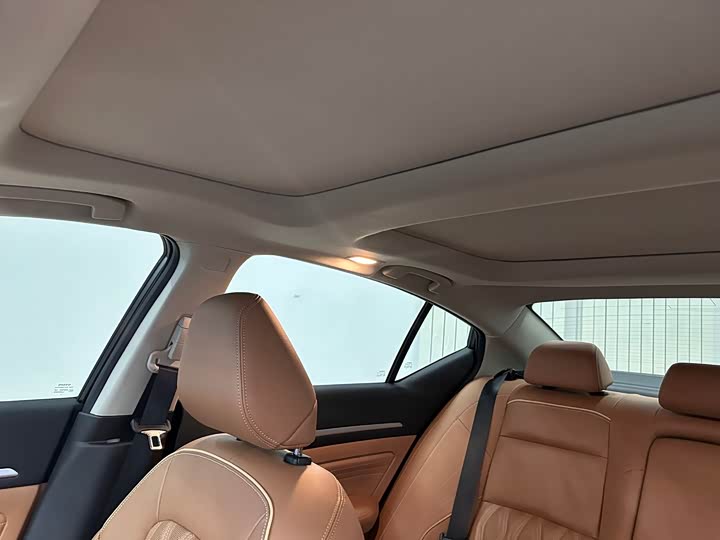 Фото 9 - Nissan Teana
