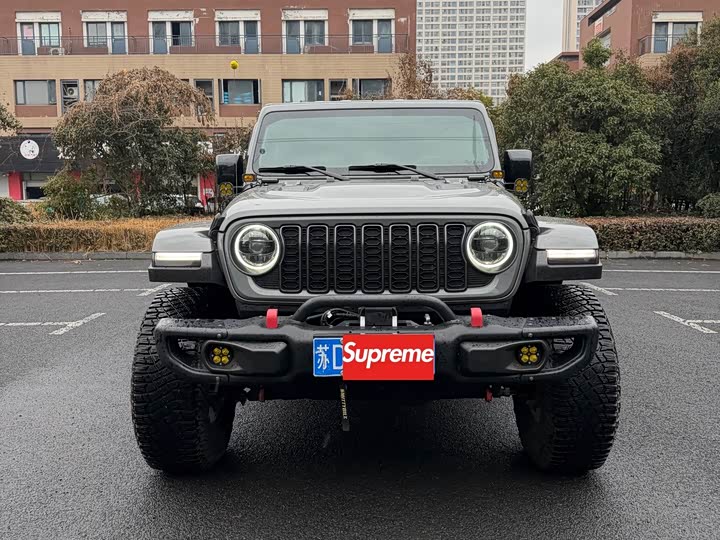 Jeep Wrangler 2021 2021款 2.0T 罗宾汉四门版
