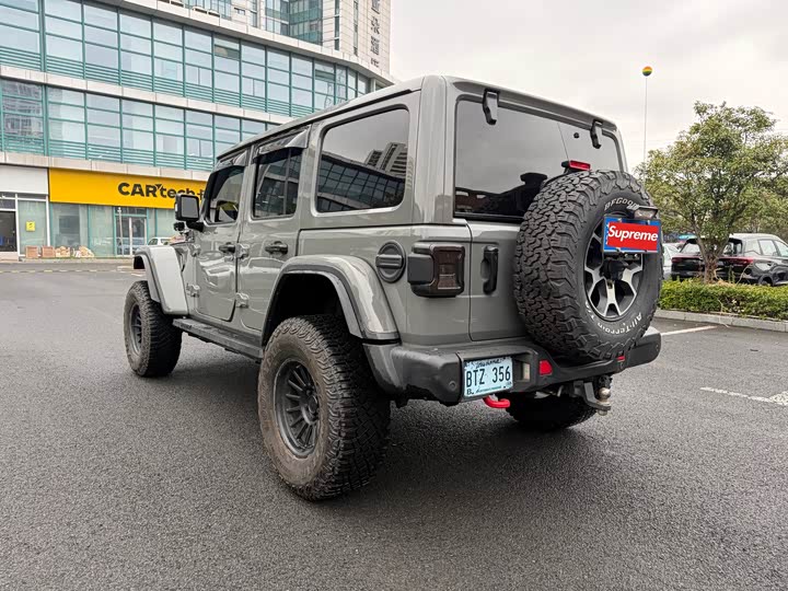 Jeep Wrangler 2021 2021款 2.0T 罗宾汉四门版