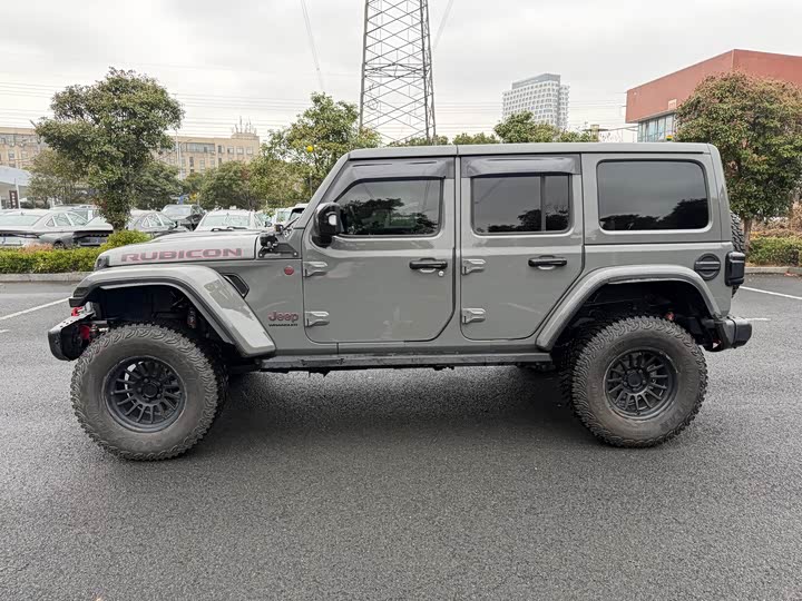 Jeep Wrangler 2021 2021款 2.0T 罗宾汉四门版