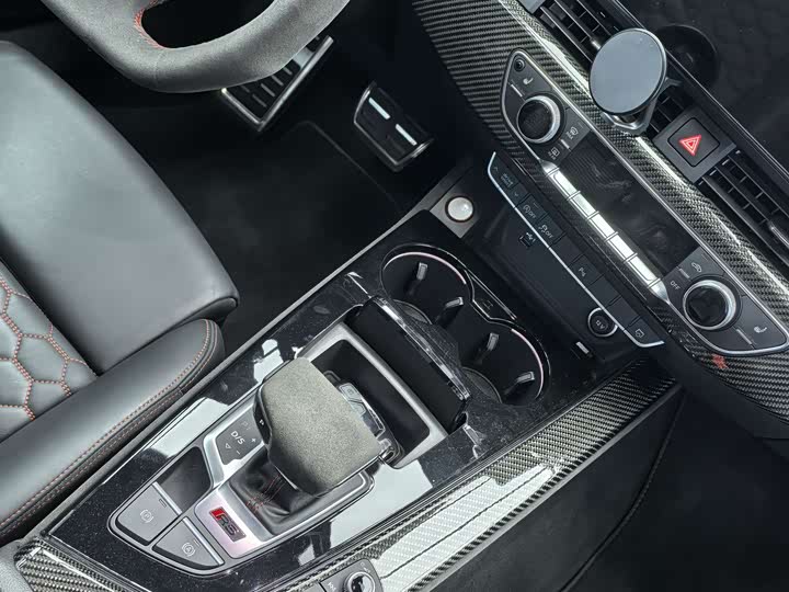 Audi RS 4 2021 2021款 RS4 Avant 暗金版