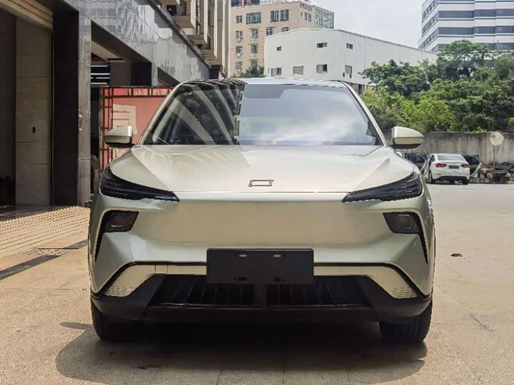 2025 Bestune 03