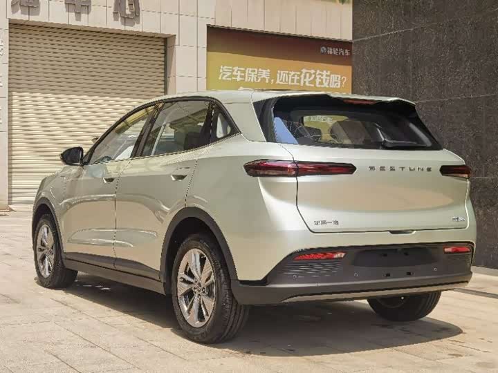 2025 Bestune 03