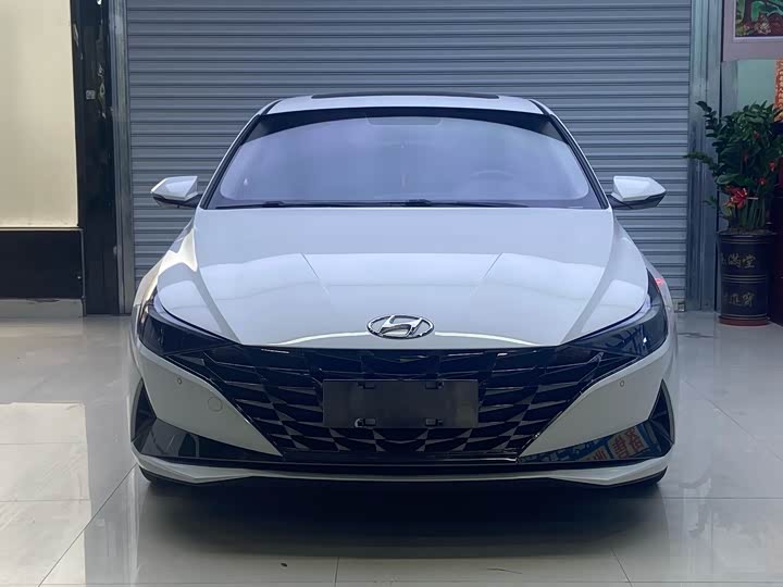 Фото 2 - Hyundai Elantra N line