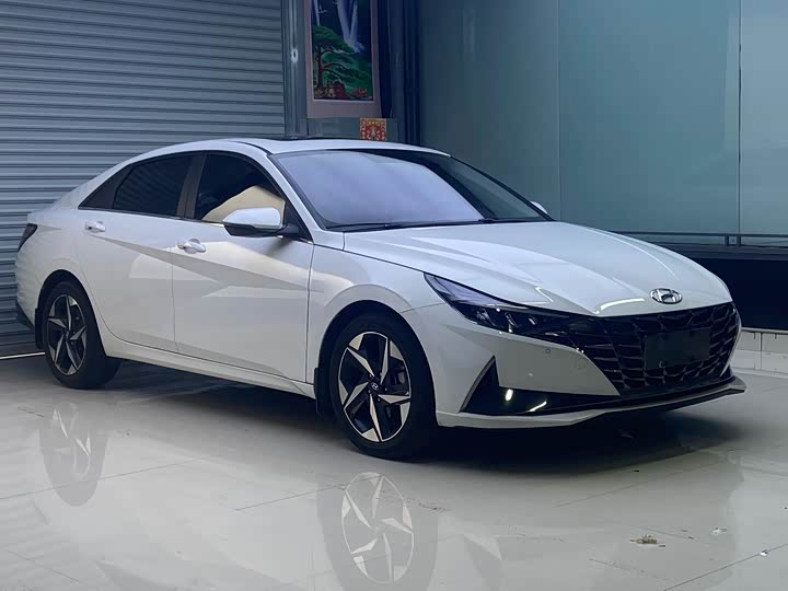 Фото 3 - Hyundai Elantra N line
