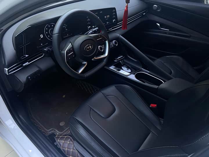 Фото 4 - Hyundai Elantra N line