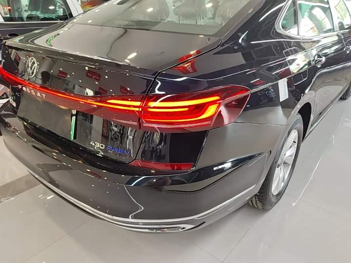 Volkswagen Passat Hybrid 2025 2025款 430PHEV 混动商务版