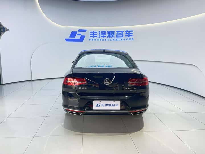 GAC Trumpchi M8 2021 2021款 领秀系列 390T 至尊版
