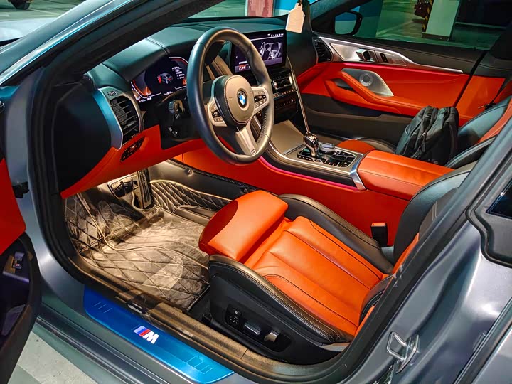 BMW 8 Series 2022 2022款 840i xDrive 四门轿跑车 M运动套装