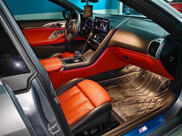 BMW 8 Series 2022 2022款 840i xDrive 四门轿跑车 M运动套装