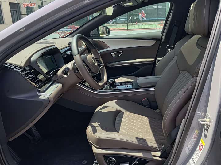 BYD Han 2025 2025款 DM-i 智驾版 125KM激光雷达旗舰型