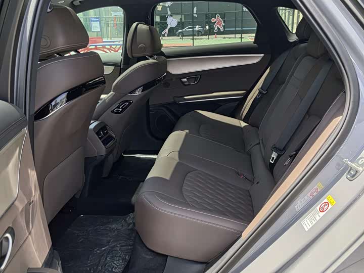 BYD Han 2025 2025款 DM-i 智驾版 125KM激光雷达旗舰型