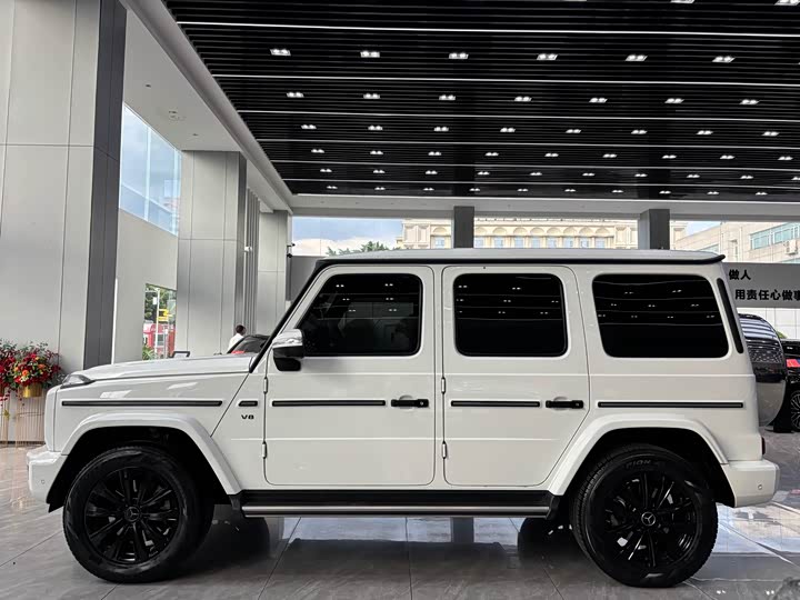 Фото 4 - Mercedes-Benz G-Class