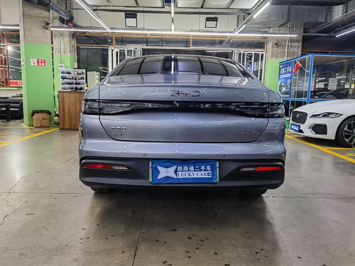 BYD Seal 05 DM-i Hybrid 2025 2025款 DM-i 智驾版 55KM豪华型