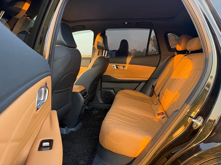 Geely Galaxy Starship 7 2025 2025款 120km 探索+版