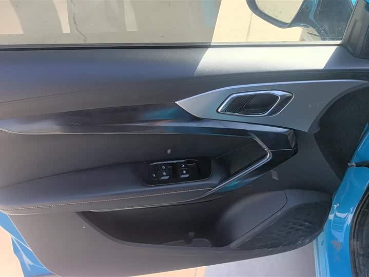 MG Motor One 2022 2022款 α-数智运动系列 1.5T 标准版