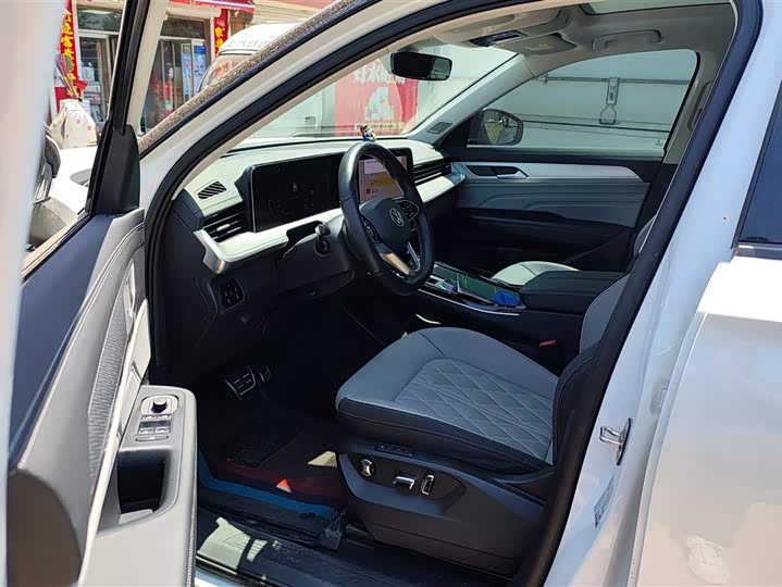 Volkswagen Tavendor 2024 2024款 380TSI 四驱R-Line巡礼版