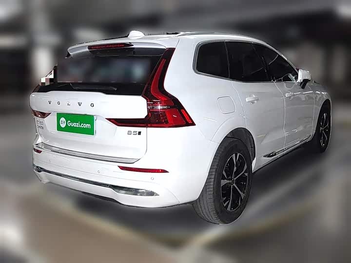 Volvo XC60 2026 2026款 B5 四驱智逸豪华版