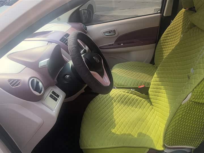 Changan BenBen E-Star 2021 2021款 国民版 多彩款 磷酸铁锂（31.95kWh）