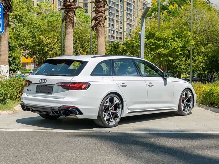 2024 Audi RS 4
