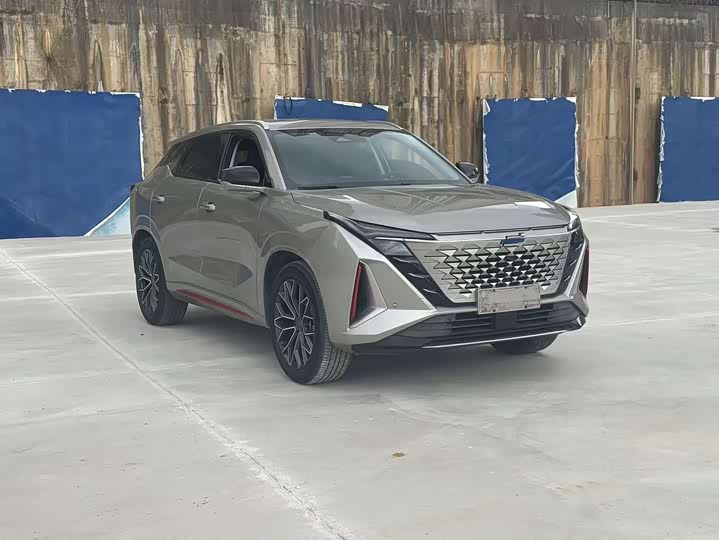 Changan Oshan Z6 2022 2022款 蓝鲸 1.5T DCT智领型城市版