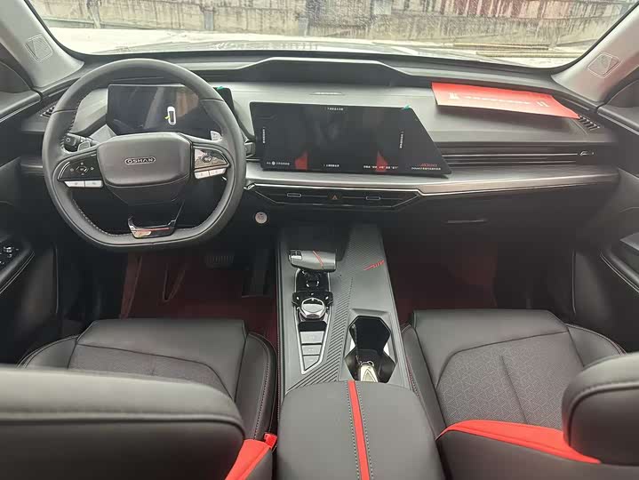 Changan Oshan Z6 2022 2022款 蓝鲸 1.5T DCT智领型城市版