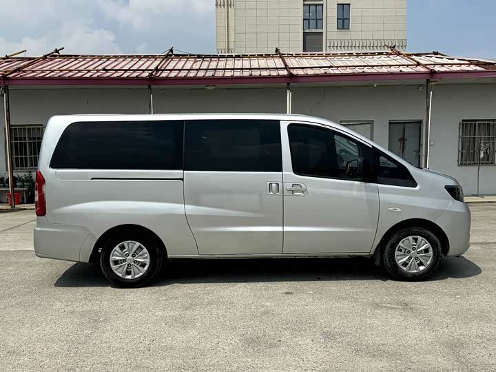 JAC Refine M3 2019 2019款 PLUS 创客版 1.8L 豪华智能型