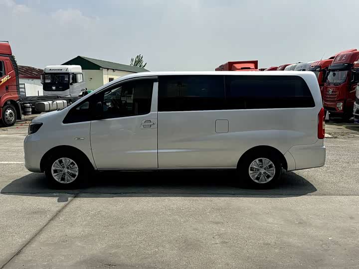 JAC Refine M3 2019 2019款 PLUS 创客版 1.8L 豪华智能型