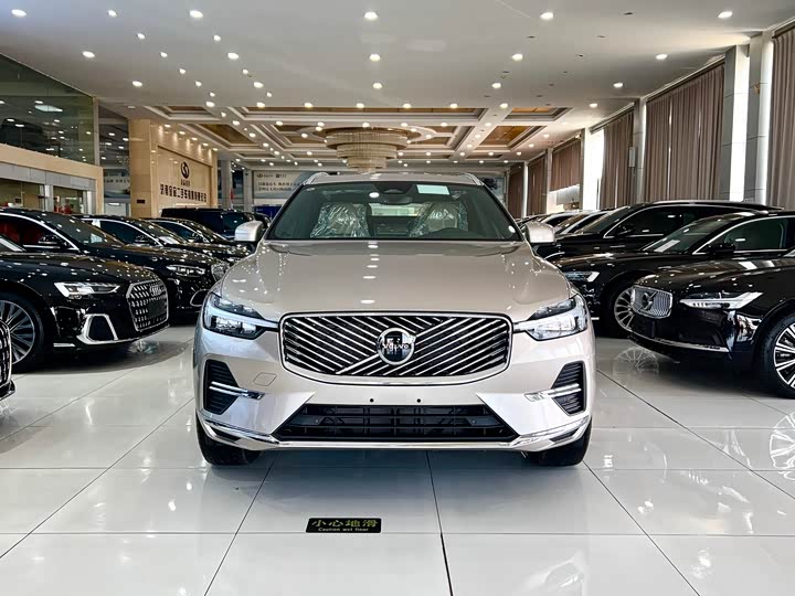 Volvo XC60 2026 2026款 B5 四驱智远豪华版
