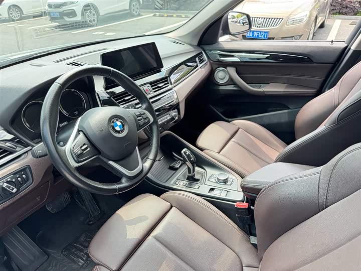 Фото 7 - BMW X1