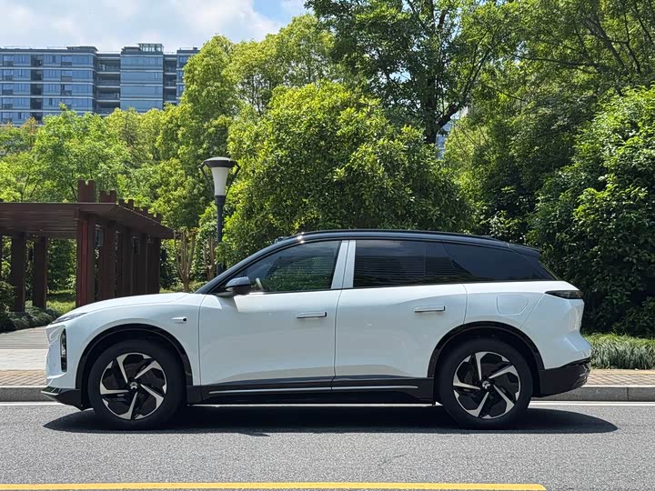 2026 Nio ES6
